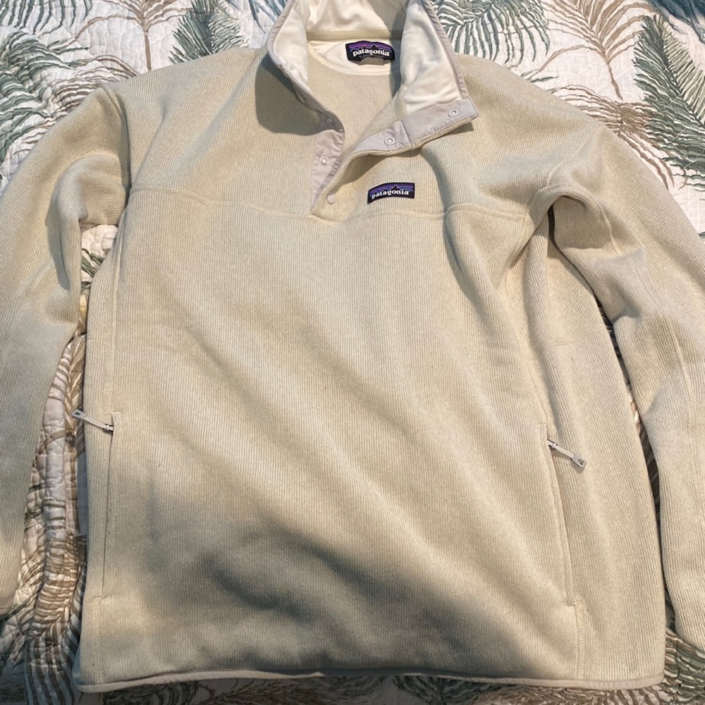 Light Tan Patagonia Pullover